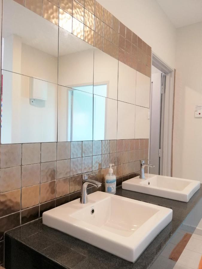 Klebang Seacove Spacious 5Br Villa By Nestcove Malacca Екстер'єр фото